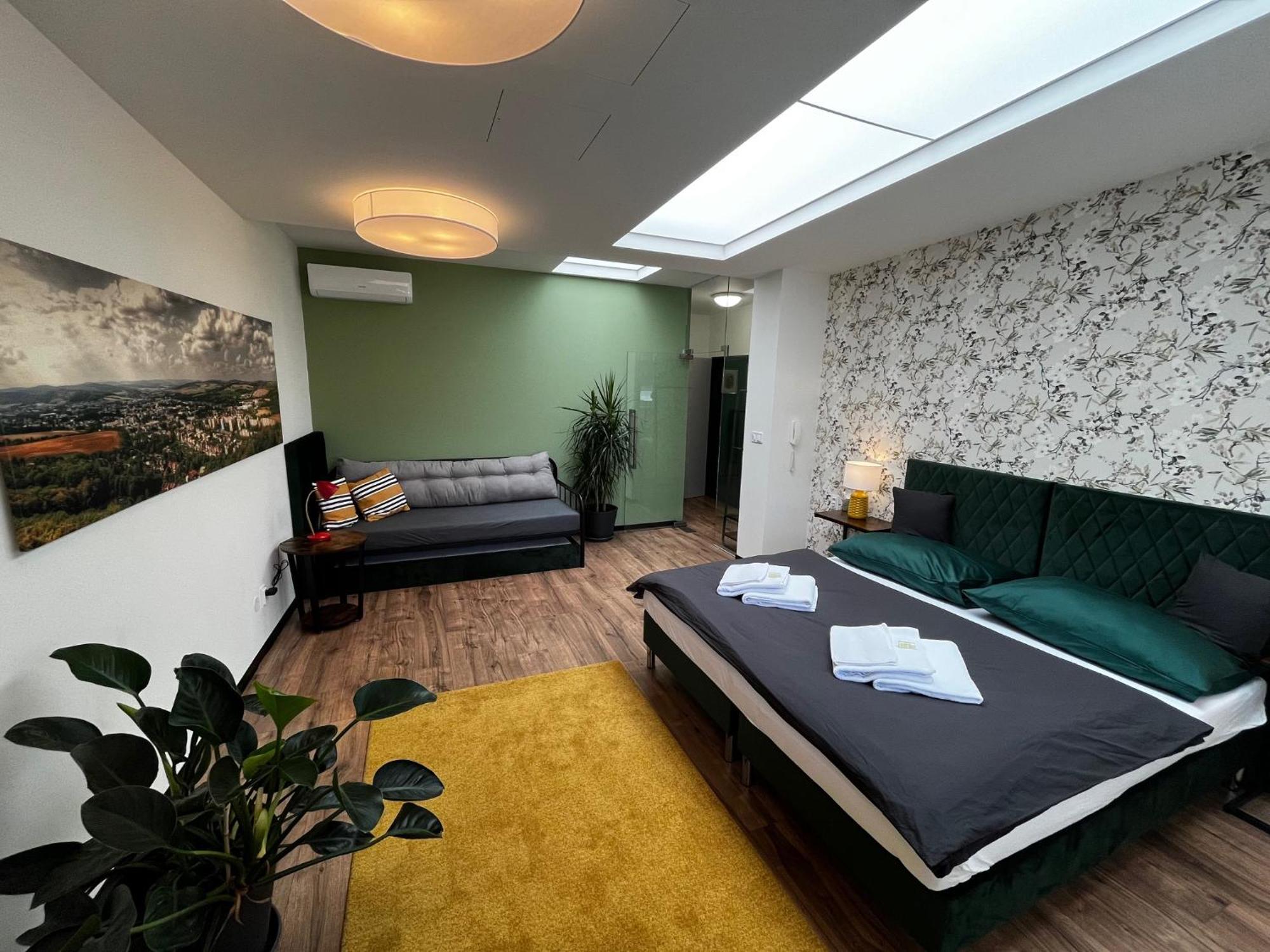 Dobre Misto Hotel Krnov Bagian luar foto