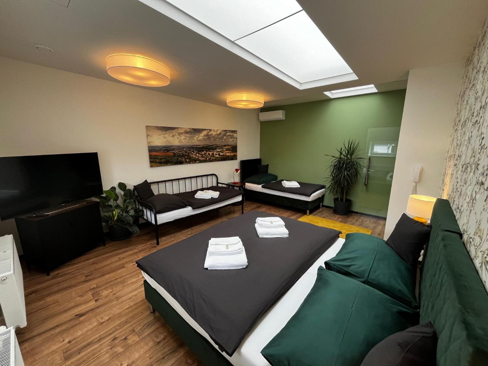 Dobre Misto Hotel Krnov Bagian luar foto